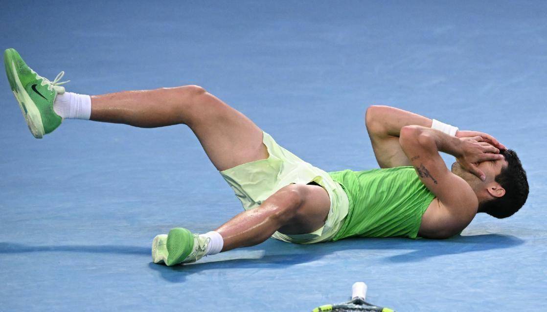 德约科维奇在加拿大队比赛中逆转,爆冷引发热议!的简单介绍 德约科维奇在加拿大队比赛中逆转,爆冷引发热议!的简单介绍