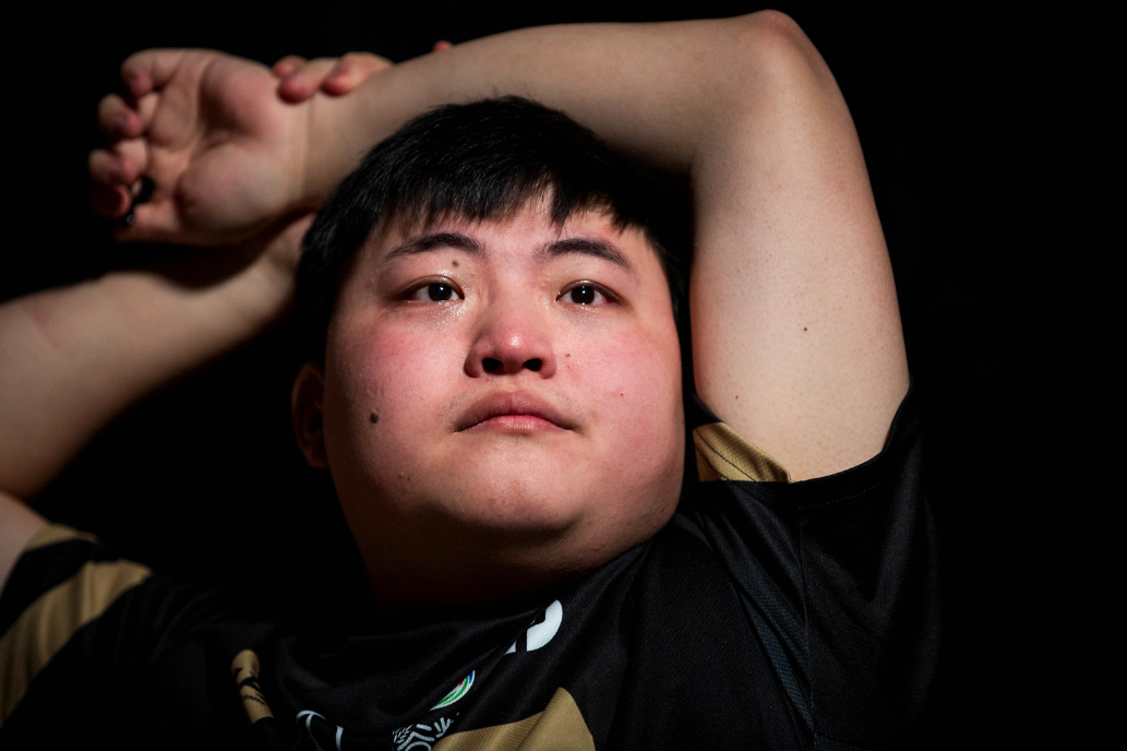 星空-包含巴特勒连续二十场比赛得分超过赛况扑朔迷离，RNG挑战极限！的词条